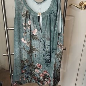 Saukole floral tank XL NWT